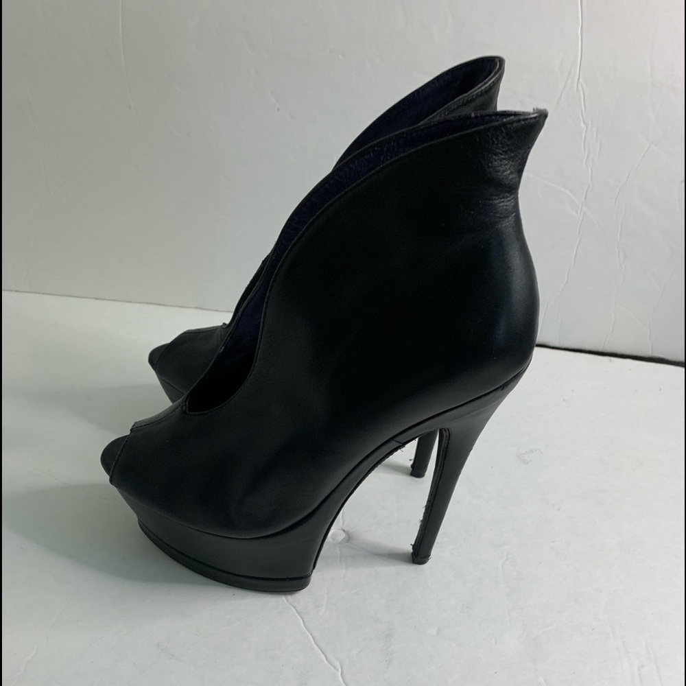 Size 8